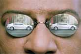 Morpheus From Matrix Explains Luxury In Kia K900 Super Bowl 2014 Ad